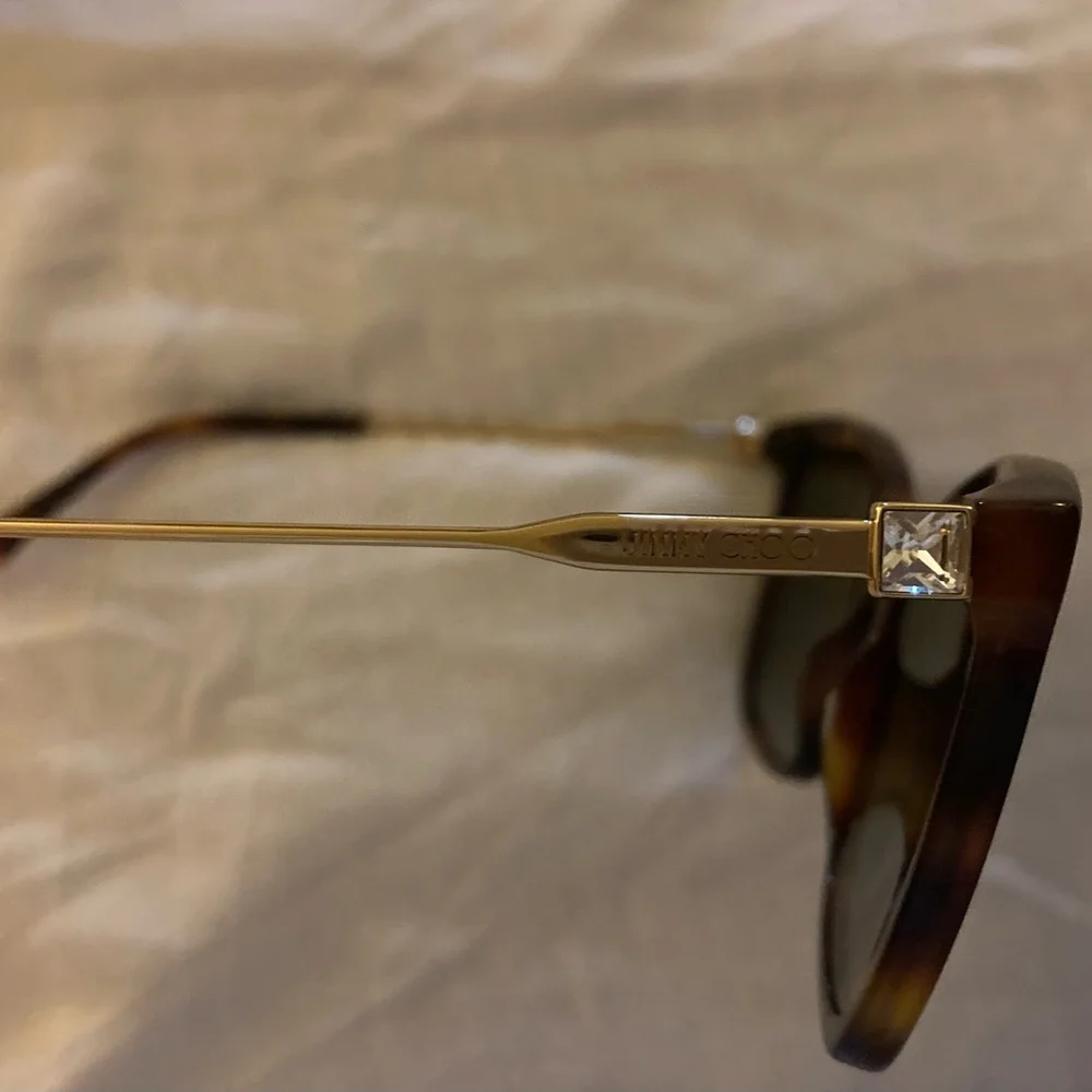 Jimmy Choo Tortoise Sunglasses with cloth and case - Picture 5 of 7
